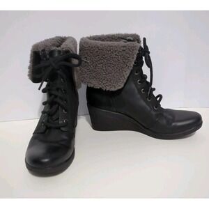 UGG Zea Wedge ankle Boots Leather shearling Womens 8 fold over cuff Booties
